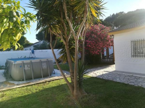 BONITO CHALET CON PISCINA CERCA DE LA PLAYA